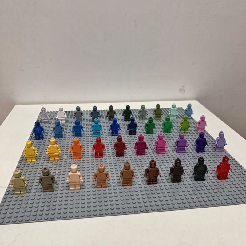 DIY Solid Color Minifigure-Model: MOC DIY Solid Color 2093 - Image 7