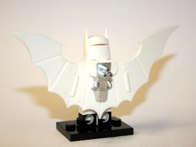 Batman Kingdom Come White Comic Minifigures - Image 3