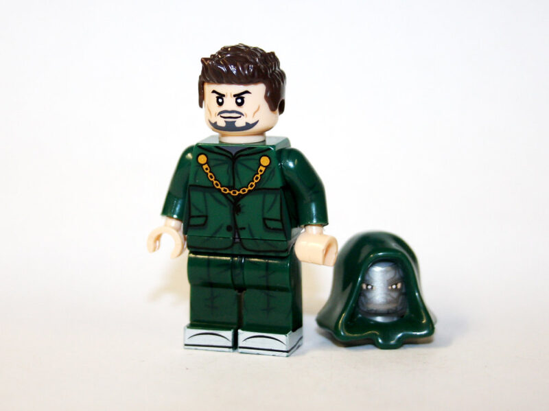 Doctor Doom Marvel Movie Fantastic Four Minifigure - Image 2