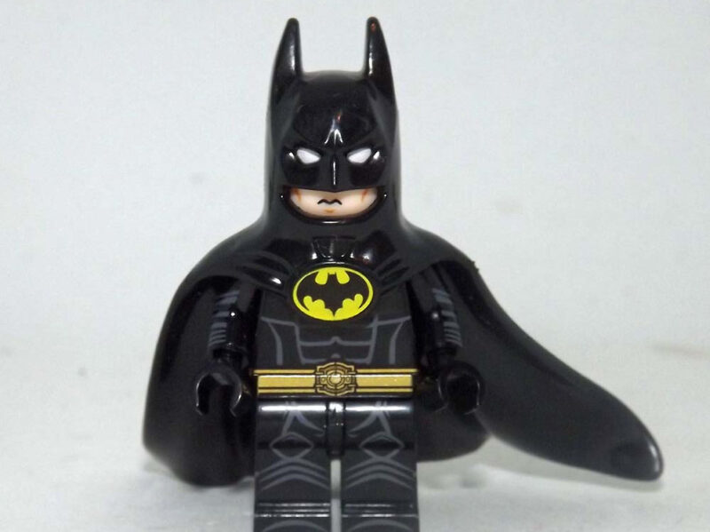 Batman 1989 Minifigure - Michael Keaton Burton Movie Edition