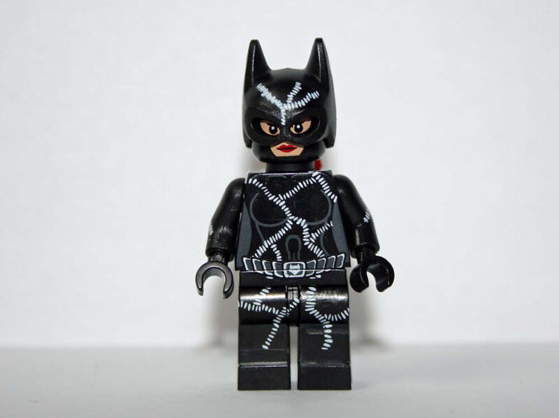 Catwoman Minifigure - Michelle Pfeiffer Batman Returns Edition