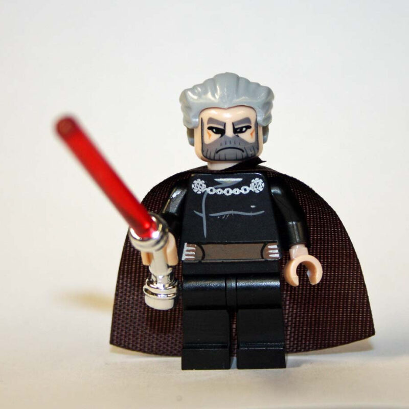 Count Dooku Minifigure - Star Wars Collectible