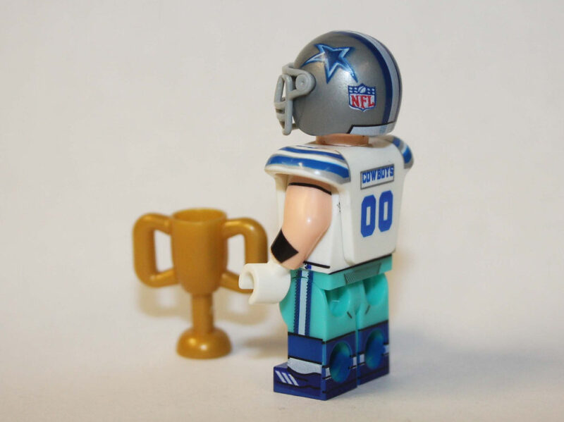 Dallas Cowboys Minifigure V2 - NFL Football Player Collectible - Image 2