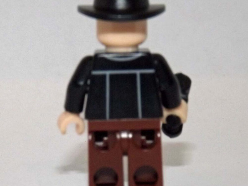 Harvey Bullock Minifigure - Premium GOTHAM TV Show Collectible - Image 2