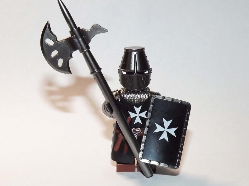 Hospitaller Knight Minifigure - Deluxe Castle Soldier with Axe - Image 2