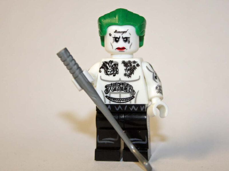 Joker Suicide Squad Minifigure - Batman with Hockey Stick Edition - Image 2