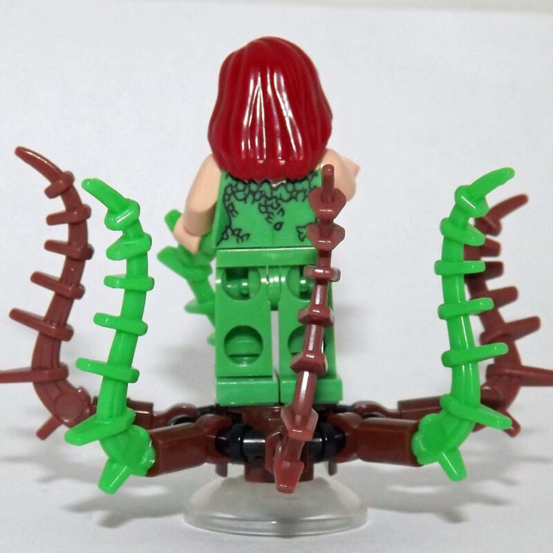 Poison Ivy Minifigure - Premium Batman Edition (with Sled) - Image 2