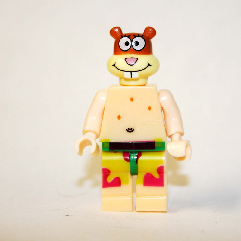 Sandy Cheeks Minifigure - Premium SpongeBob SquarePants Cartoon Edition