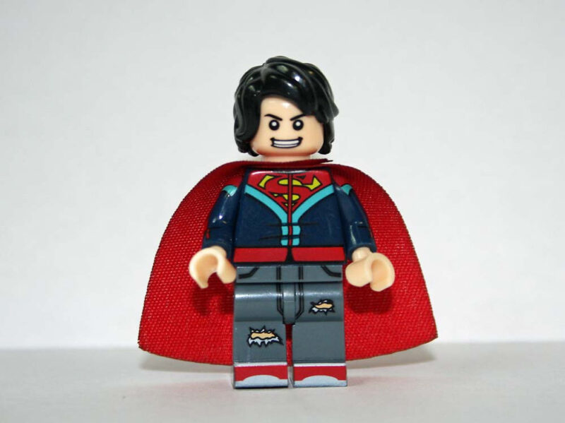 Superboy Minifigure - Premium Superman Edition