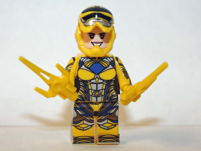 Yellow Power Rangers Minifigure - Premium Movie Collectible - Image 2