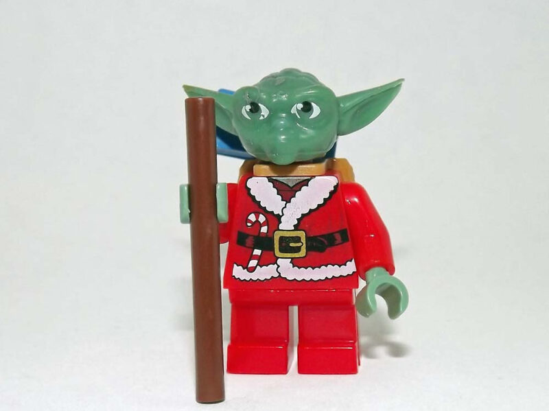 Yoda Santa Claus Minifigure - Premium Star Wars Christmas Edition